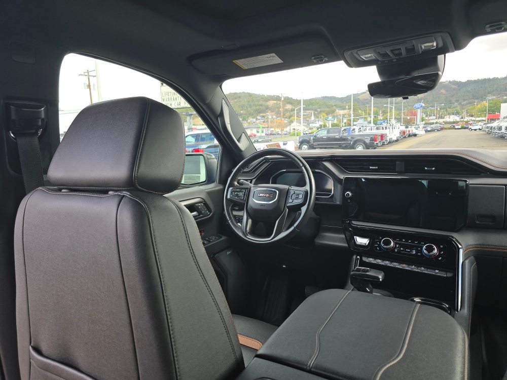 Thumbnail: 2023 GMC Sierra 1500 - 2
