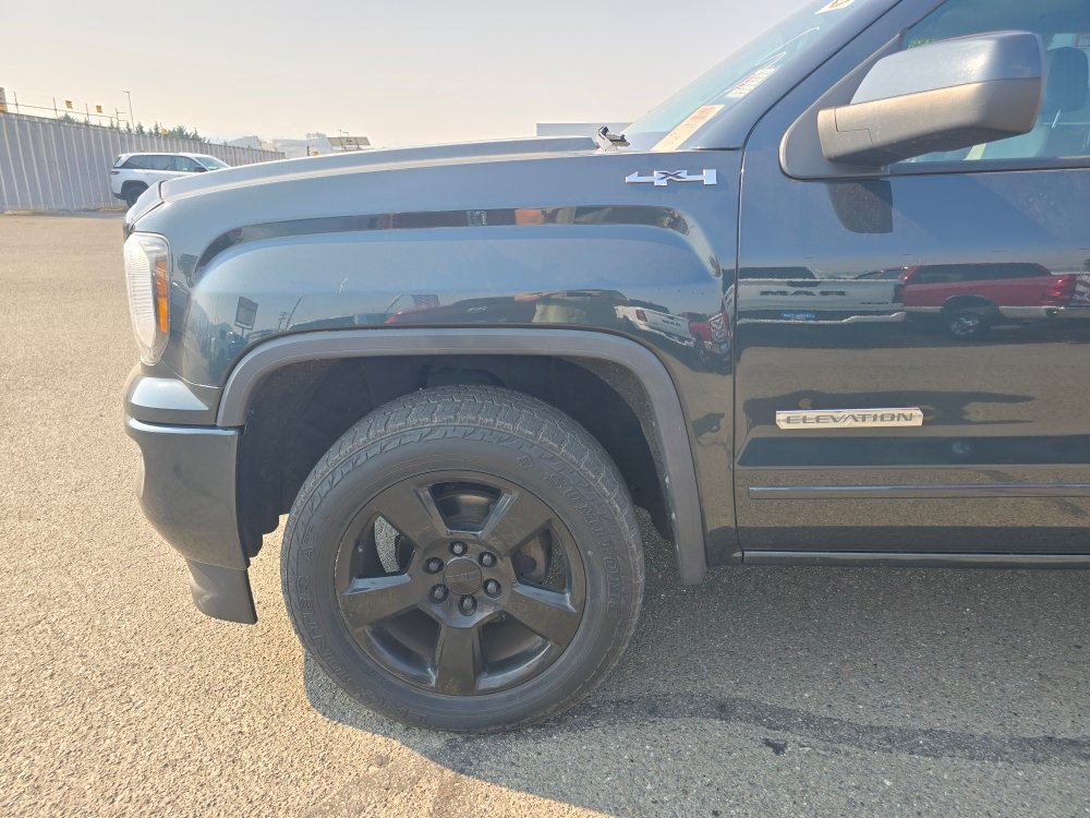Thumbnail: 2017 GMC Sierra 1500 - 8