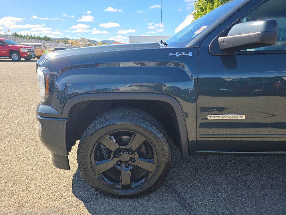 Thumbnail: 2017 GMC Sierra 1500 - 7