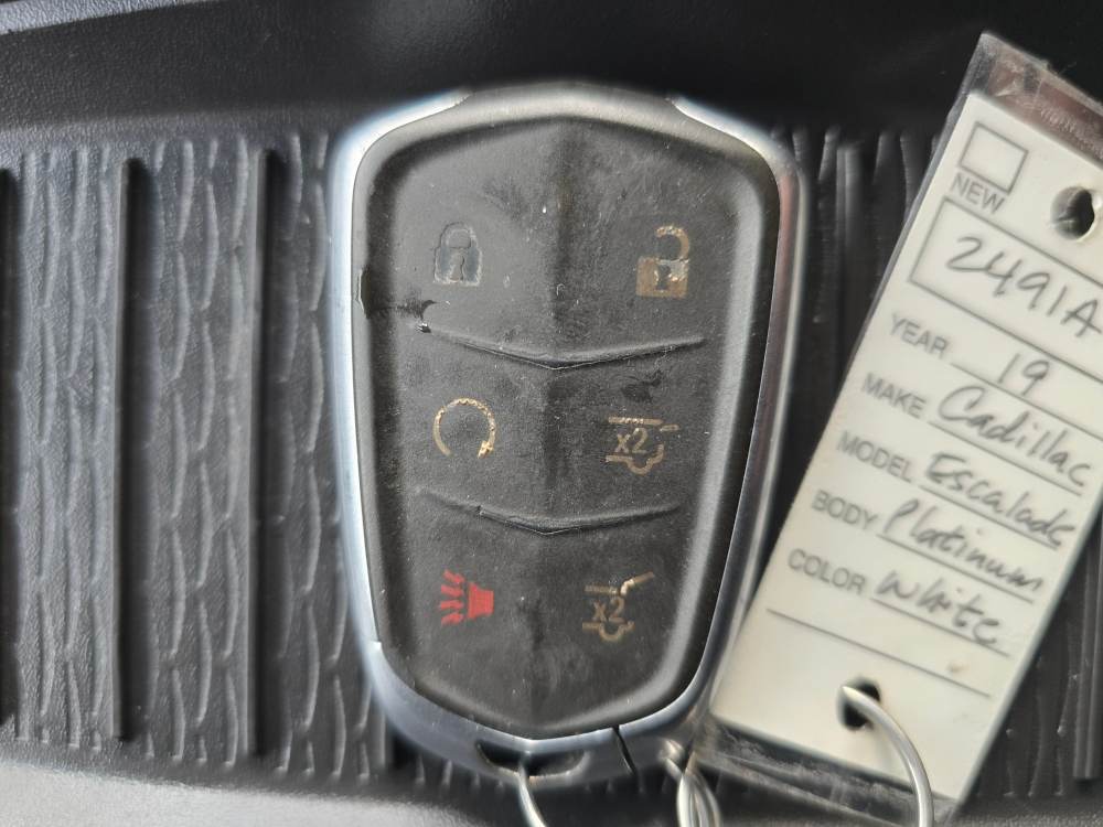 Thumbnail: 2019 Cadillac Escalade - 22