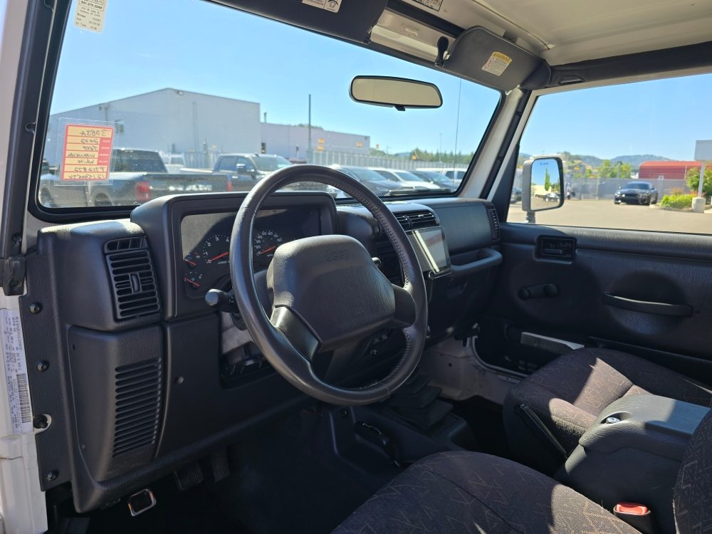 Thumbnail: 2002 Jeep Wrangler - 2