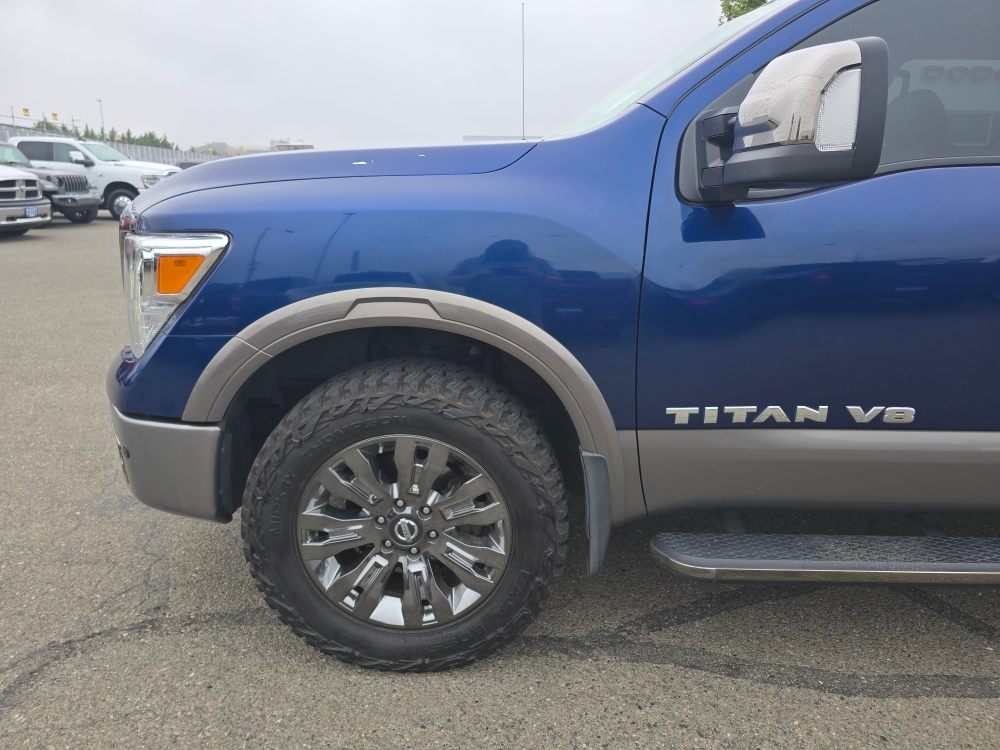 Thumbnail: 2018 Nissan Titan - 5