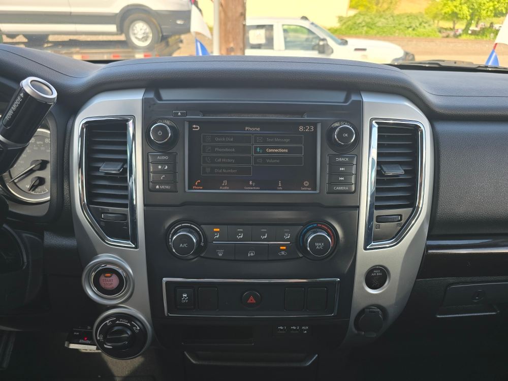 Thumbnail: 2019 Nissan Titan - 13