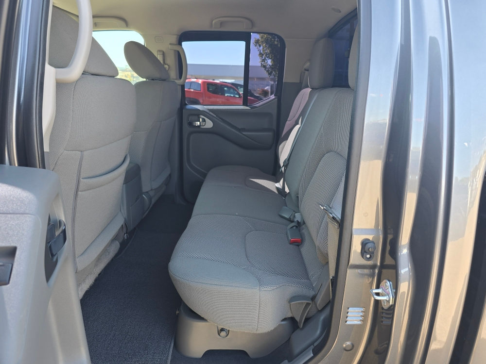 Thumbnail: 2021 Nissan Frontier - 10