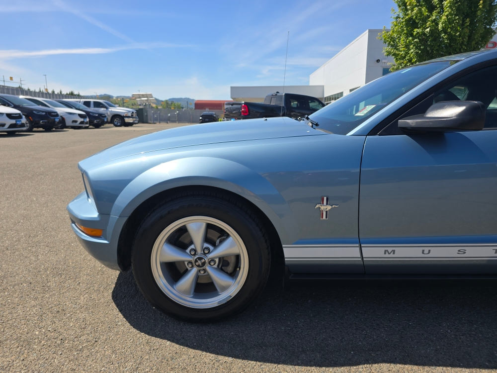Thumbnail: 2007 Ford Mustang - 7