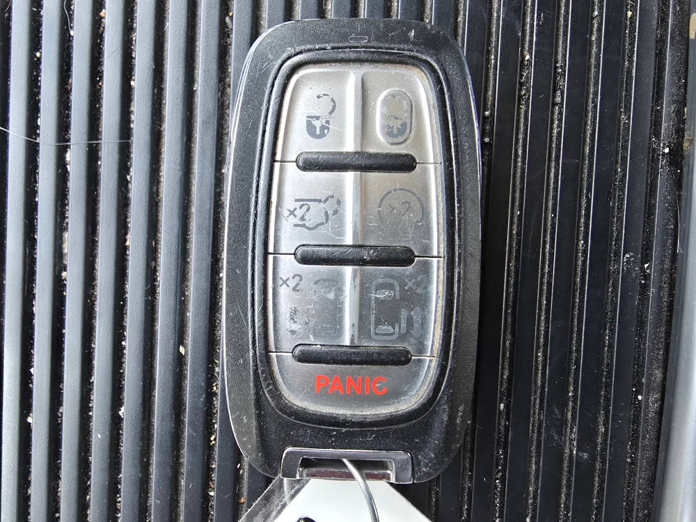 Thumbnail: 2021 Chrysler Pacifica - 22