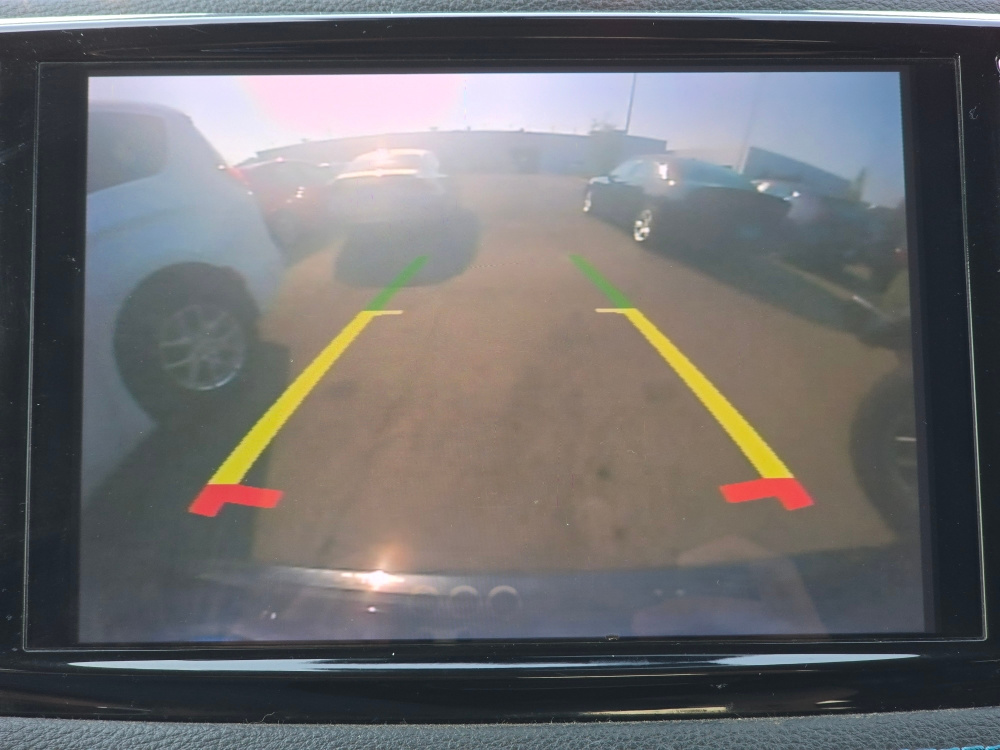 Thumbnail: 2021 Chrysler Pacifica - 21