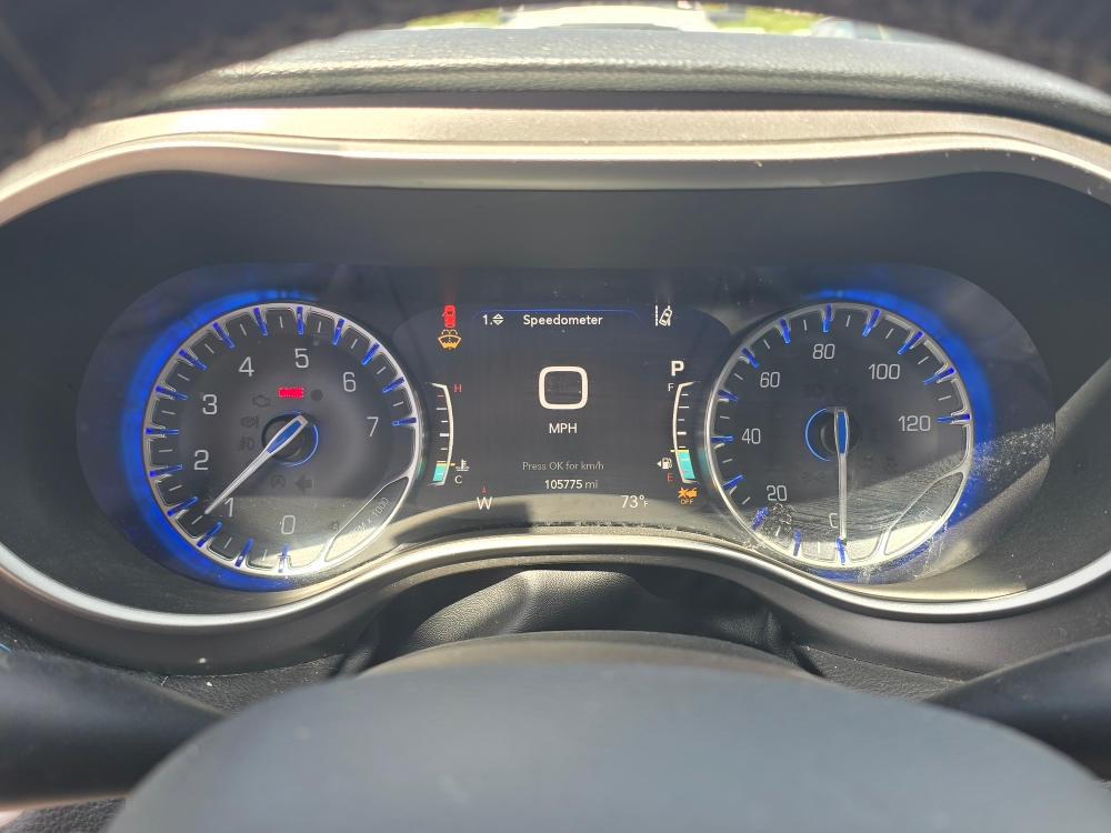 Thumbnail: 2021 Chrysler Pacifica - 5