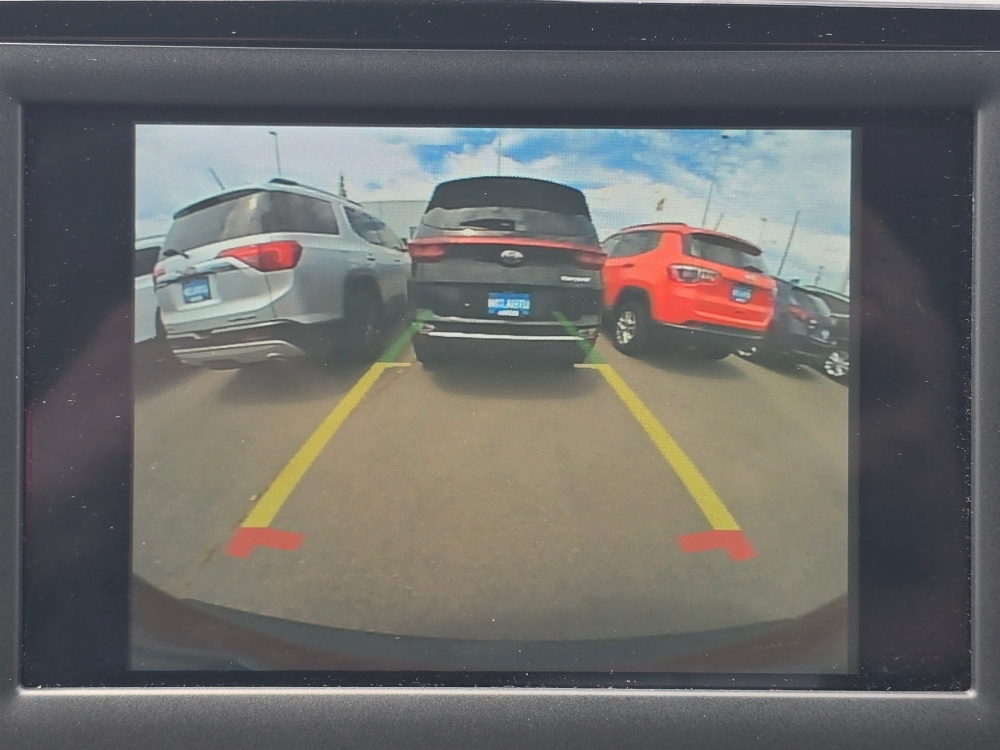 Thumbnail: 2020 Chrysler Pacifica - 11