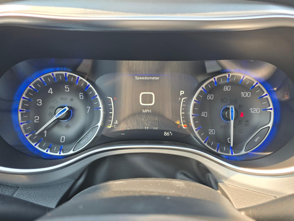 Thumbnail: 2026 Chrysler Pacifica - 15