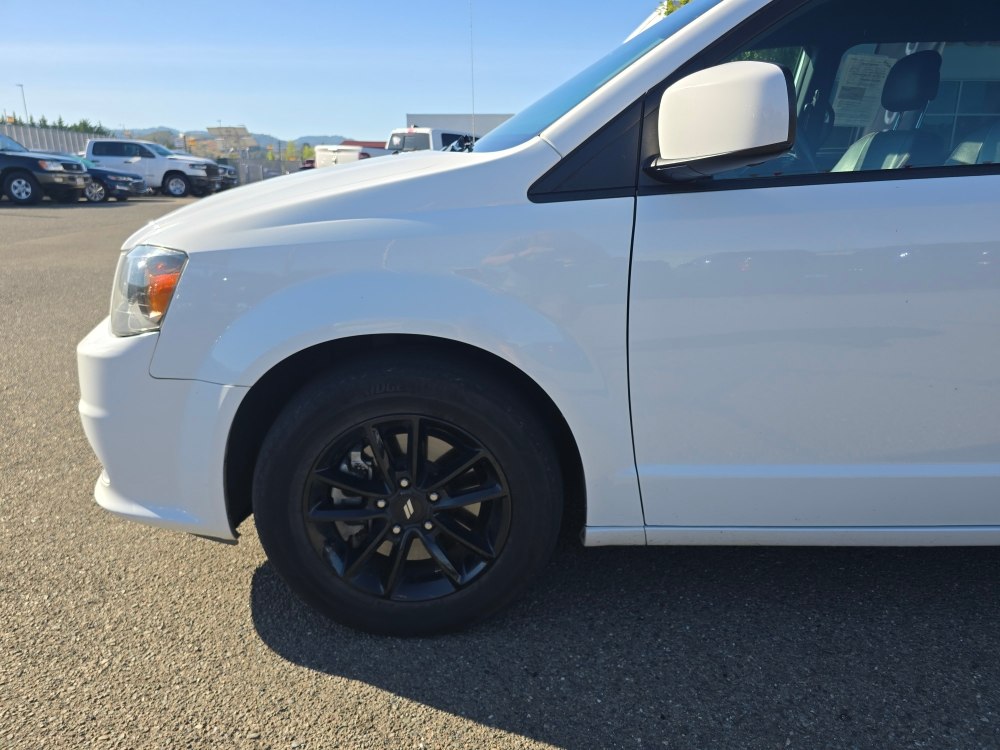 Thumbnail: 2019 Dodge Grand Caravan - 5
