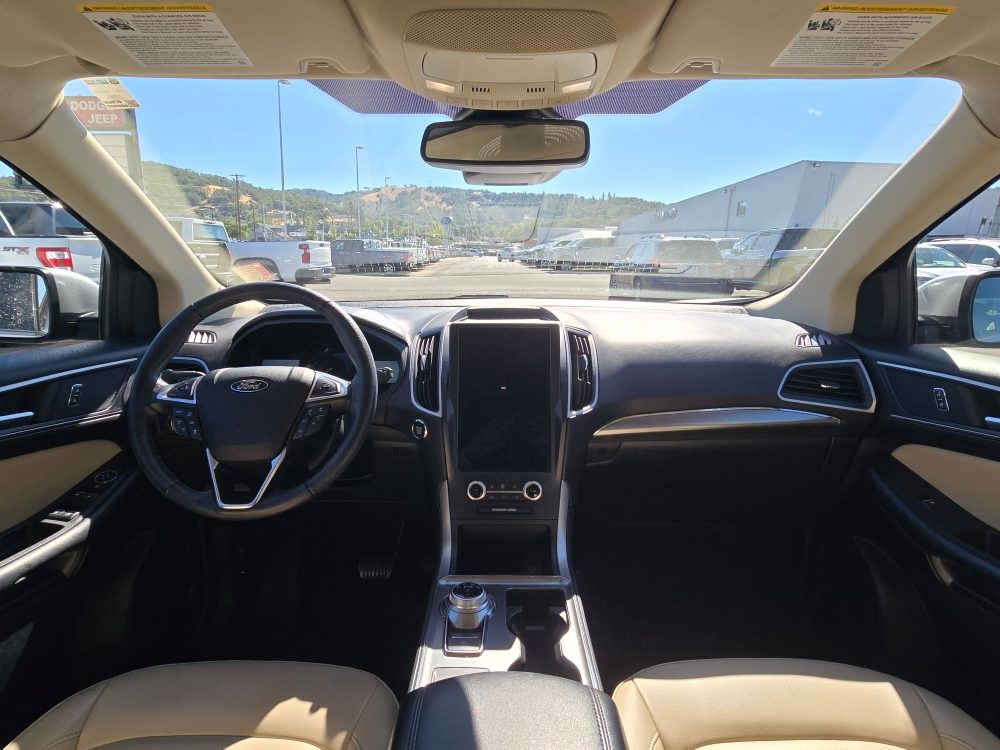 Thumbnail: 2022 Ford Edge - 11