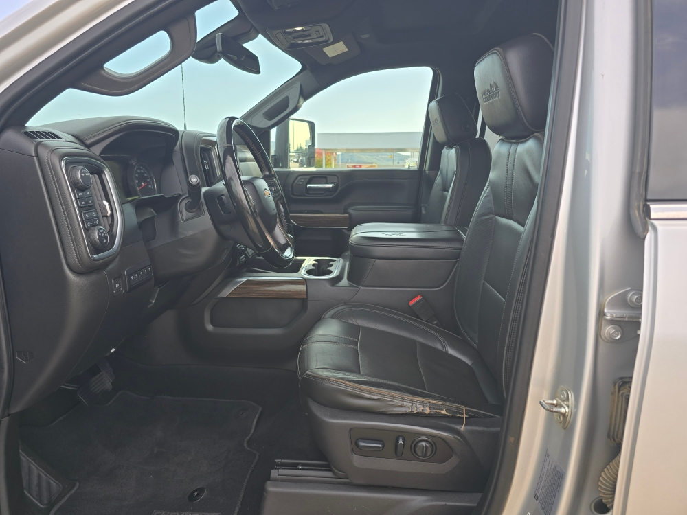 Thumbnail: 2023 Chevrolet Silverado 3500 - 7