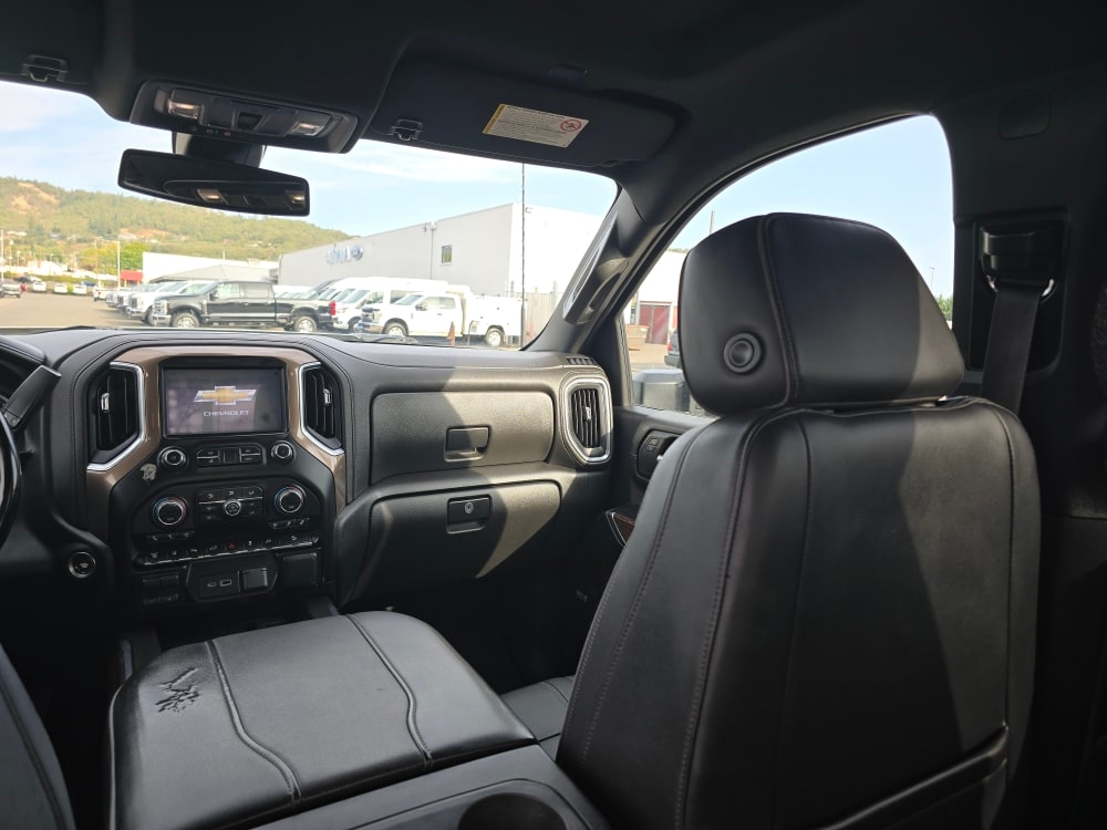 Thumbnail: 2023 Chevrolet Silverado 3500 - 18