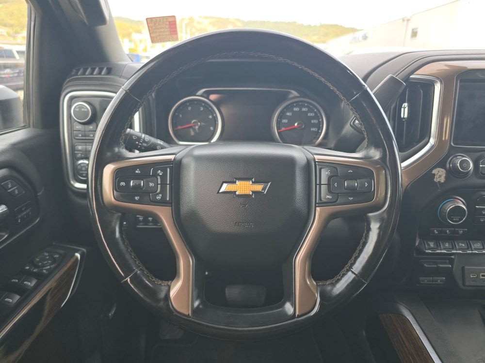Thumbnail: 2023 Chevrolet Silverado 3500 - 2