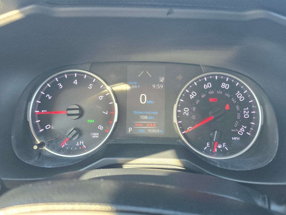 Thumbnail: 2020 Toyota RAV4 - 13
