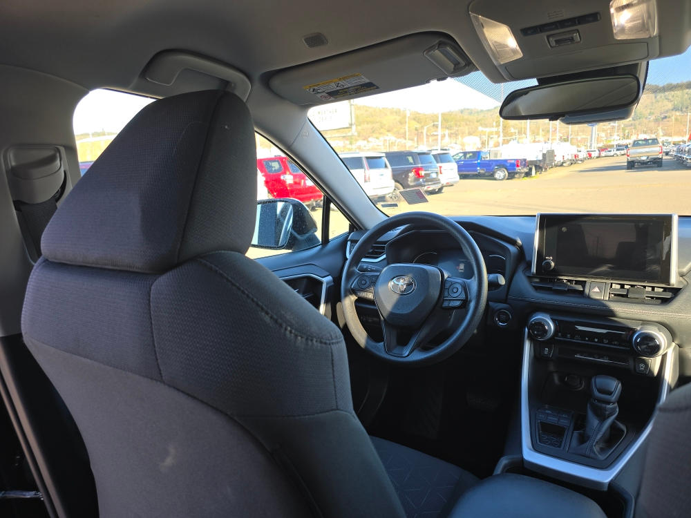 Thumbnail: 2024 Toyota RAV4 - 2