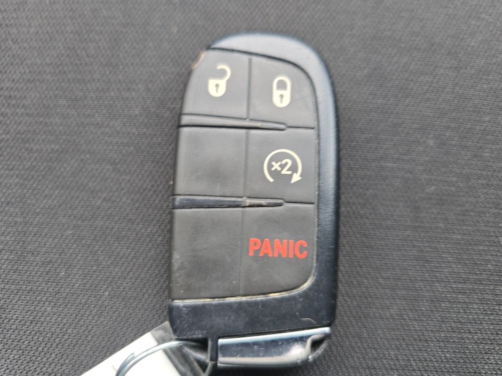 Thumbnail: 2020 Jeep Compass - 16