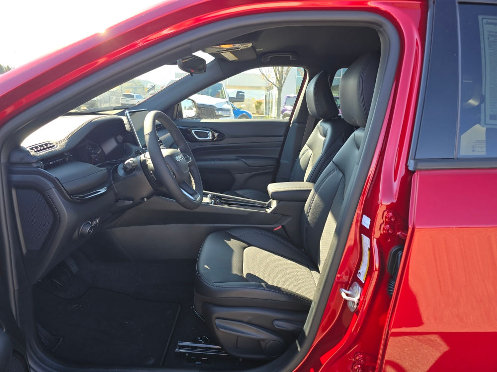 Thumbnail: 2026 Jeep Compass - 8