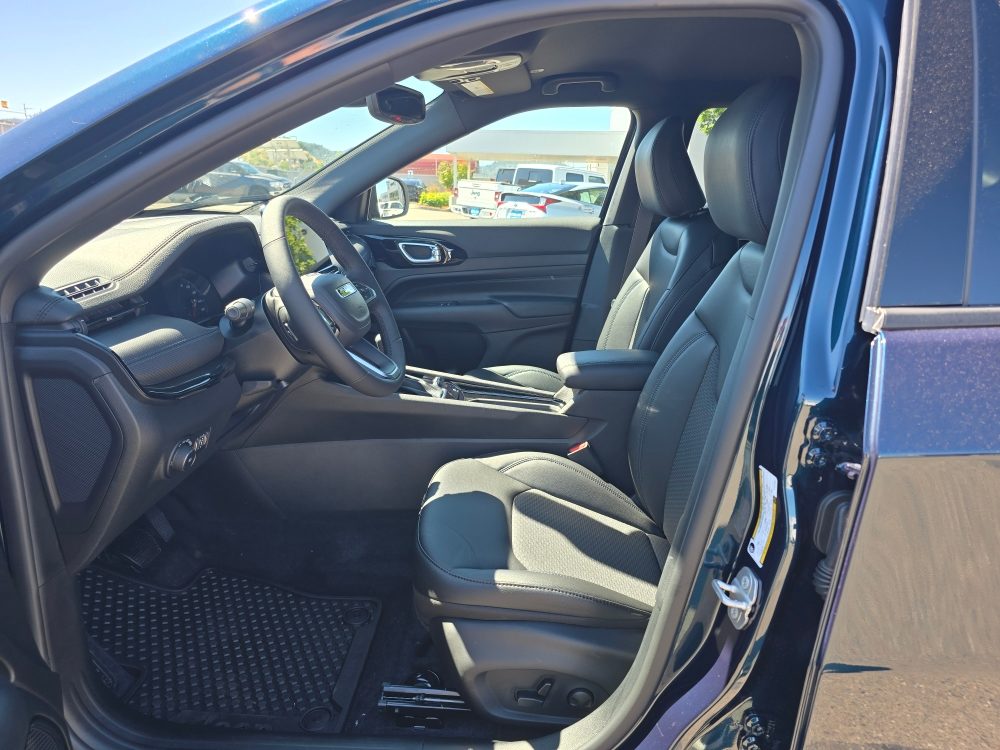 Thumbnail: 2026 Jeep Compass - 8