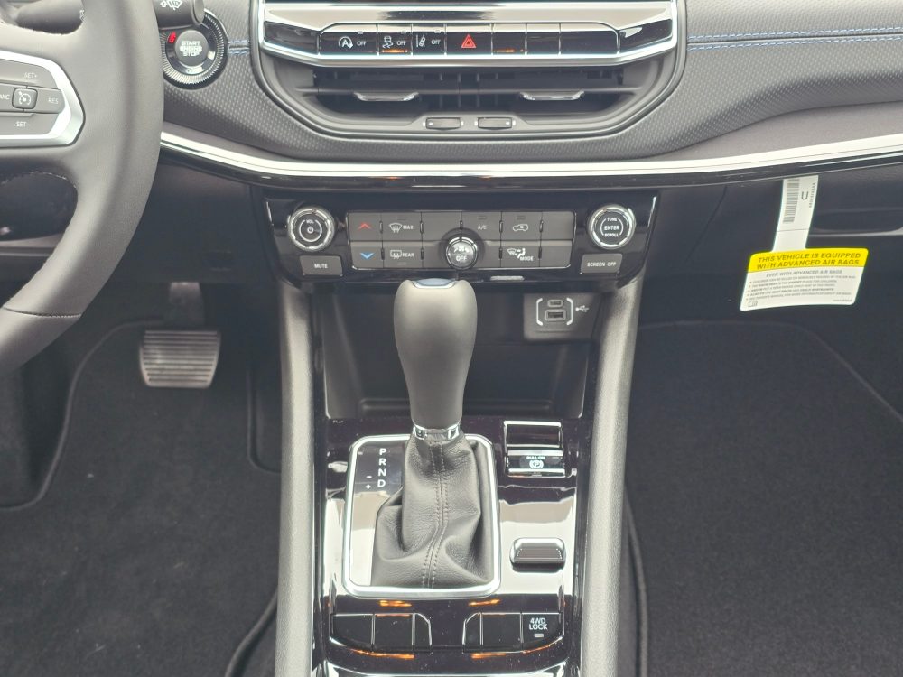 Thumbnail: 2026 Jeep Compass - 13