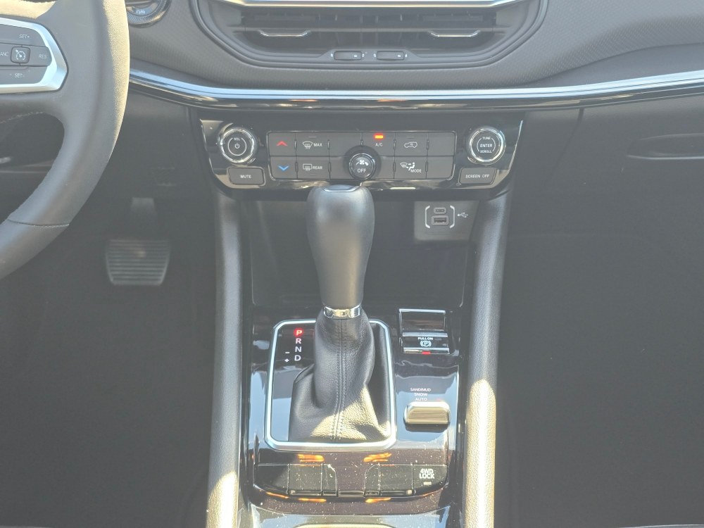 Thumbnail: 2025 Jeep Compass - 13
