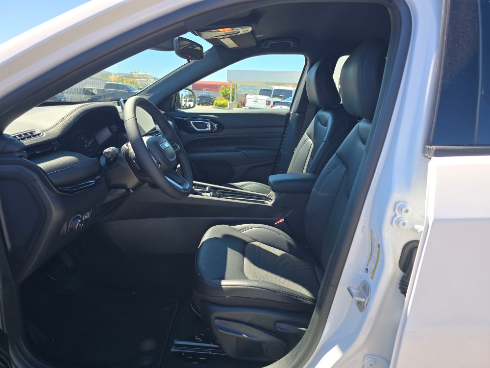 Thumbnail: 2026 Jeep Compass - 9