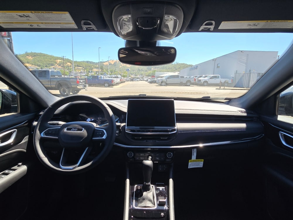 Thumbnail: 2026 Jeep Compass - 11