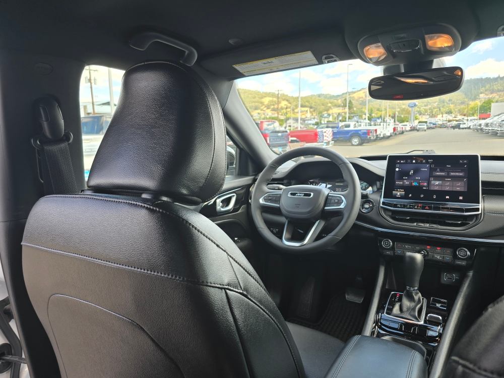 Thumbnail: 2025 Jeep Compass - 2