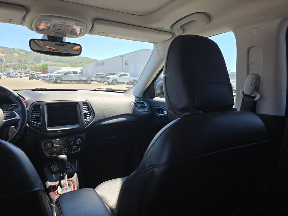 Thumbnail: 2019 Jeep Compass - 11