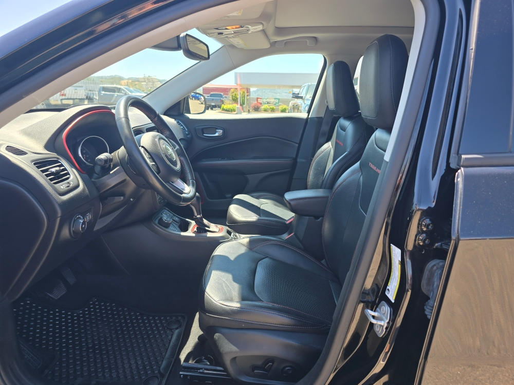 Thumbnail: 2019 Jeep Compass - 9