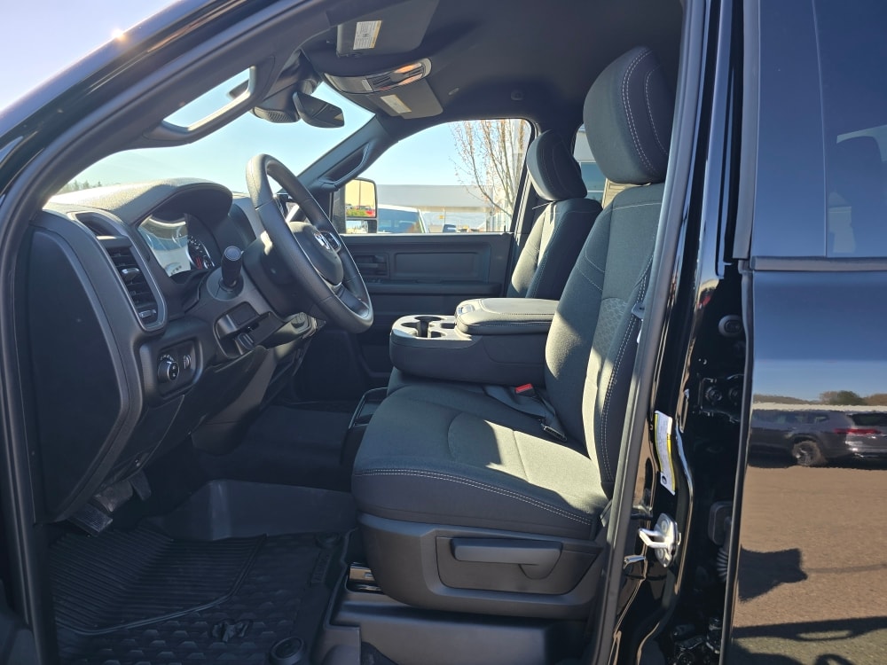 Thumbnail: 2026 RAM 3500 - 8