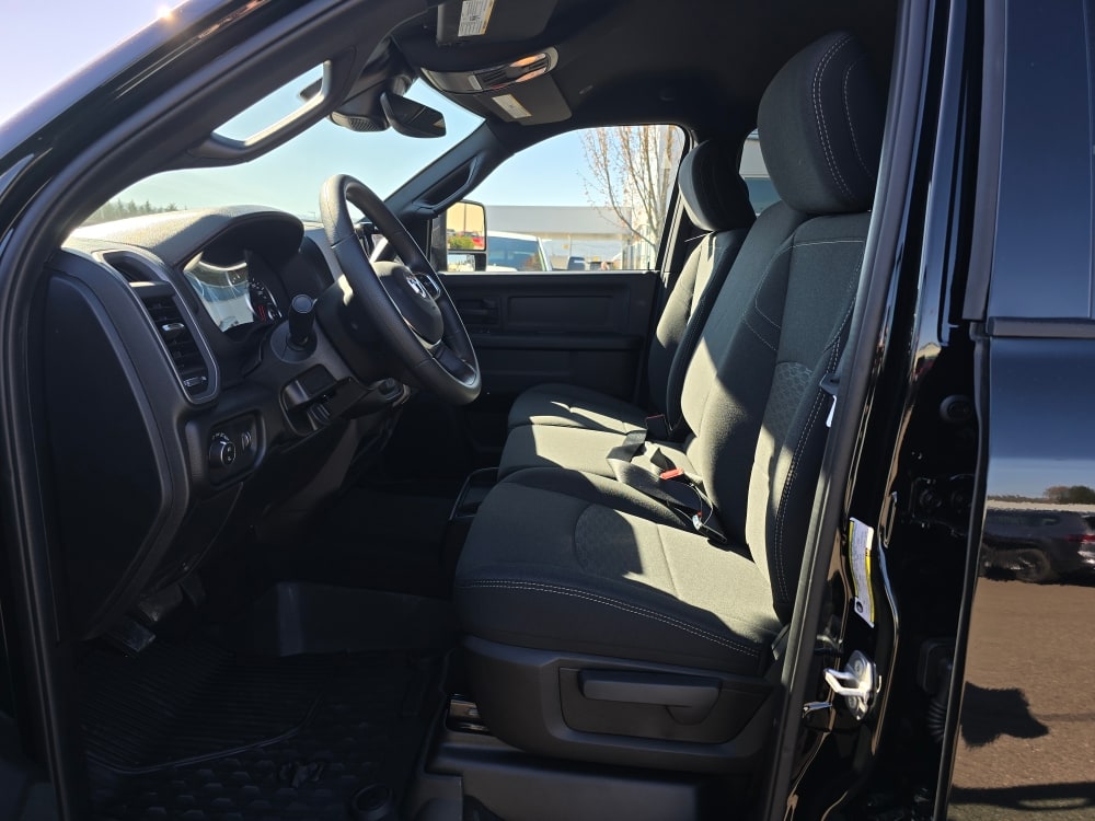 Thumbnail: 2026 RAM 3500 - 9