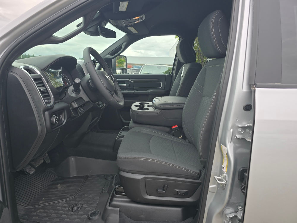 Thumbnail: 2026 RAM 3500 - 9