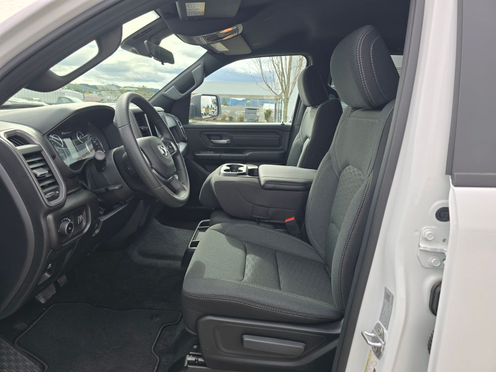 Thumbnail: 2026 RAM 1500 - 8