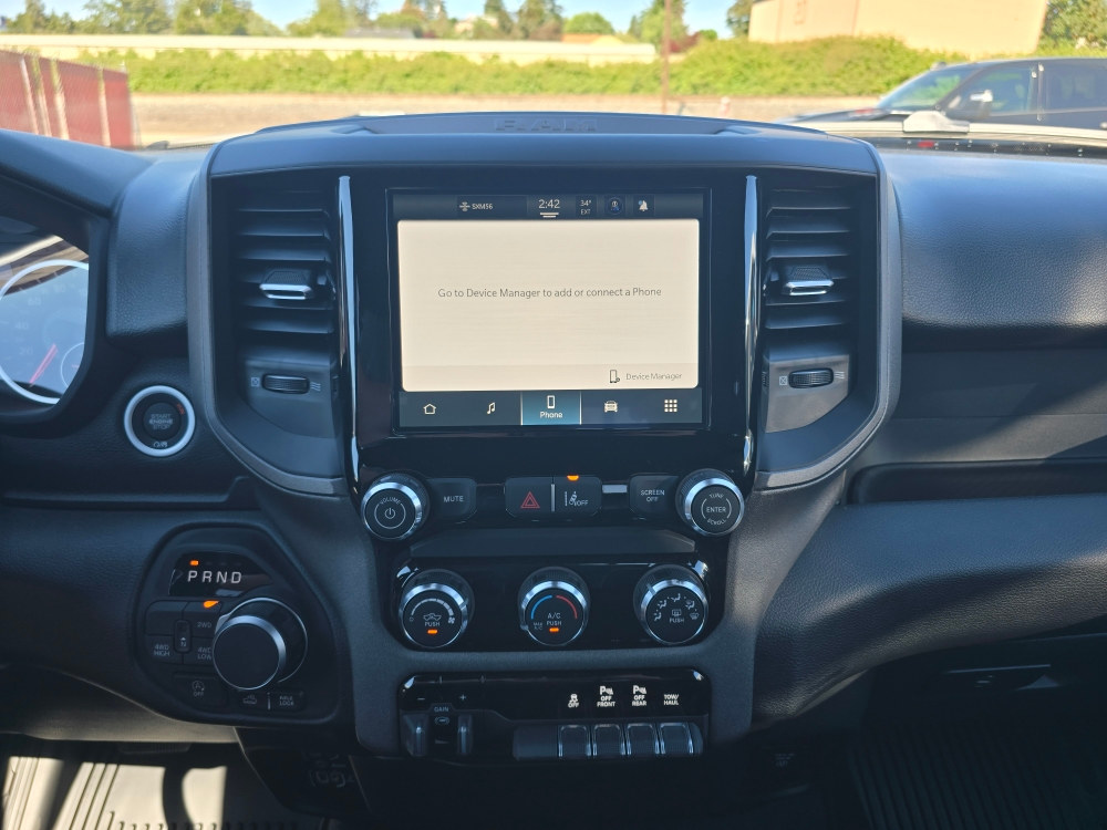 Thumbnail: 2026 RAM 1500 - 13
