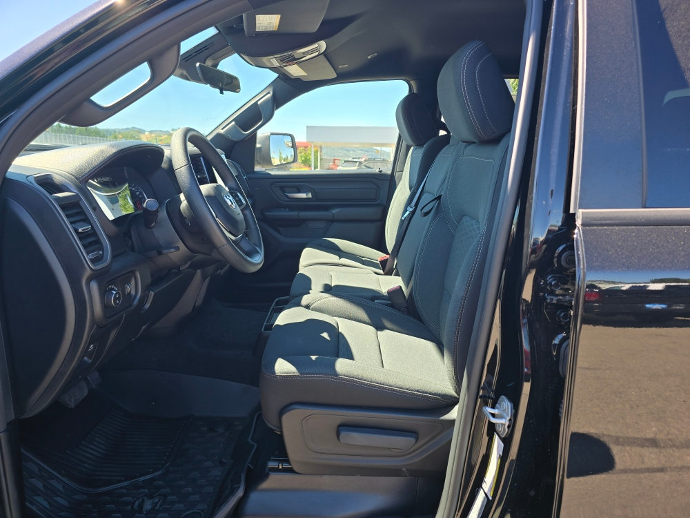Thumbnail: 2026 RAM 1500 - 10