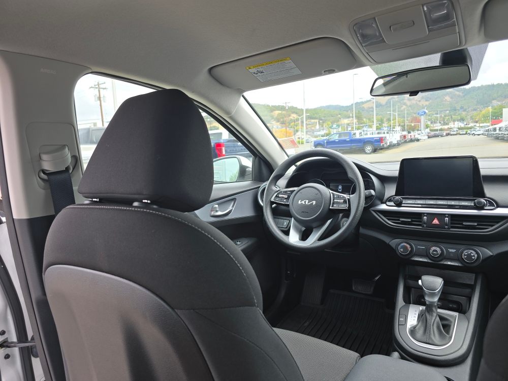 Thumbnail: 2023 Kia Forte - 2