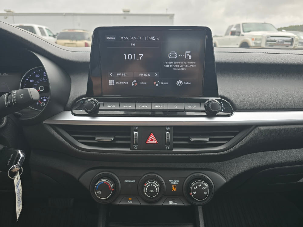 Thumbnail: 2023 Kia Forte - 12