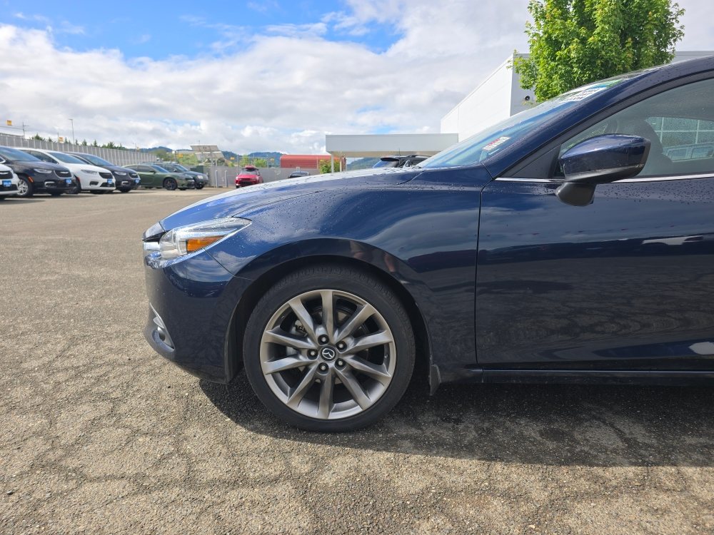 Thumbnail: 2018 Mazda Mazda3 - 4