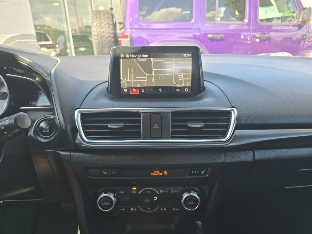 Thumbnail: 2018 Mazda Mazda3 - 13