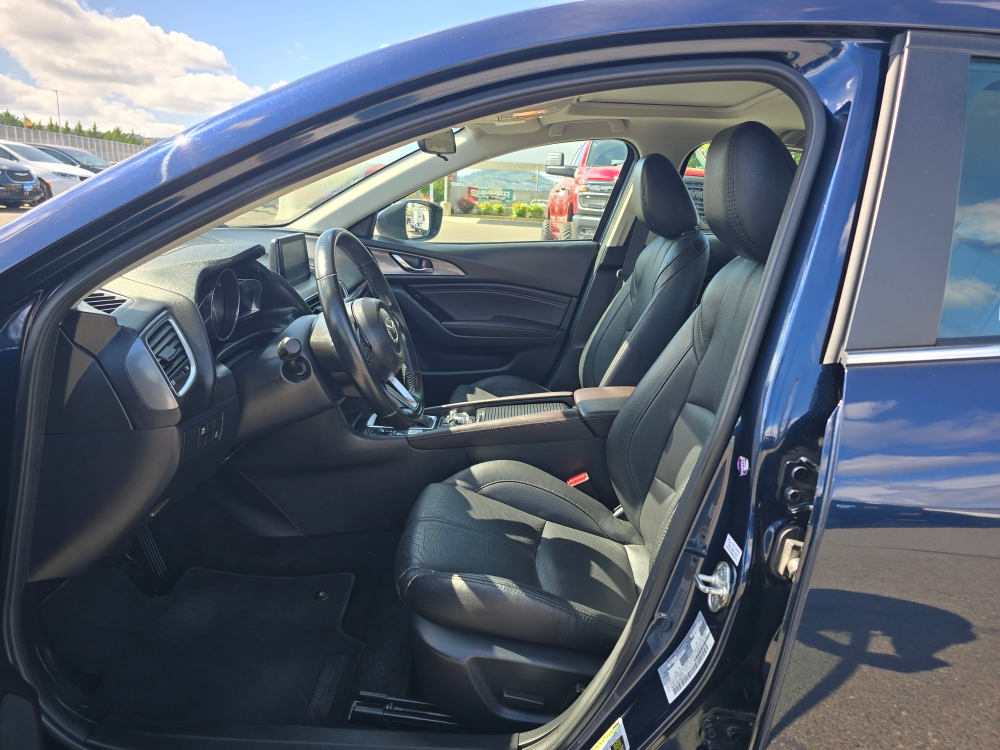 Thumbnail: 2018 Mazda Mazda3 - 9