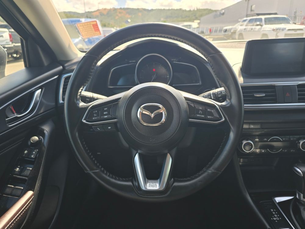 Thumbnail: 2018 Mazda Mazda3 - 8