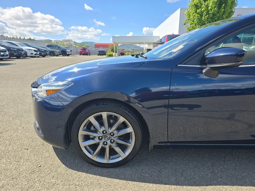 Thumbnail: 2018 Mazda Mazda3 - 7