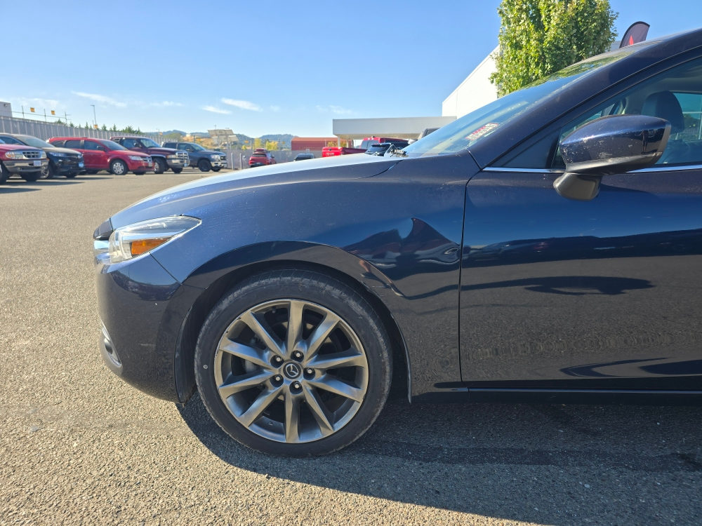Thumbnail: 2018 Mazda Mazda3 - 4