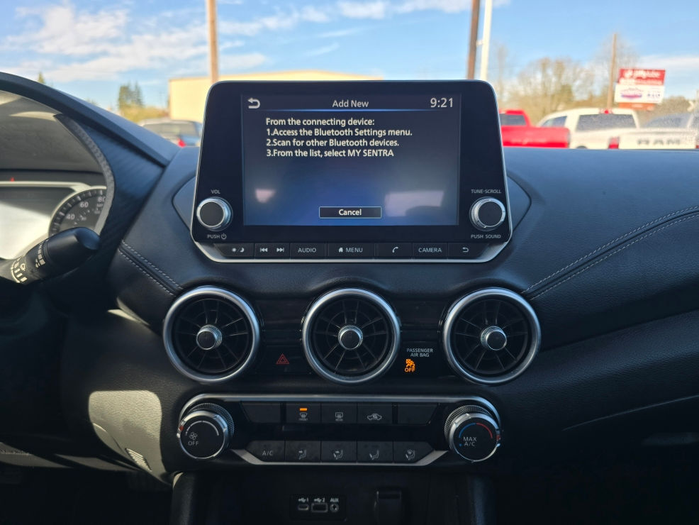 Thumbnail: 2023 Nissan Sentra - 11