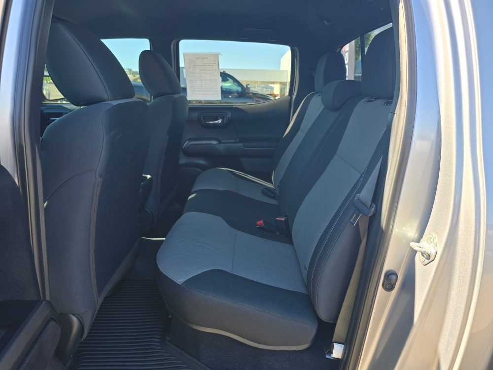 Thumbnail: 2021 Toyota Tacoma - 9