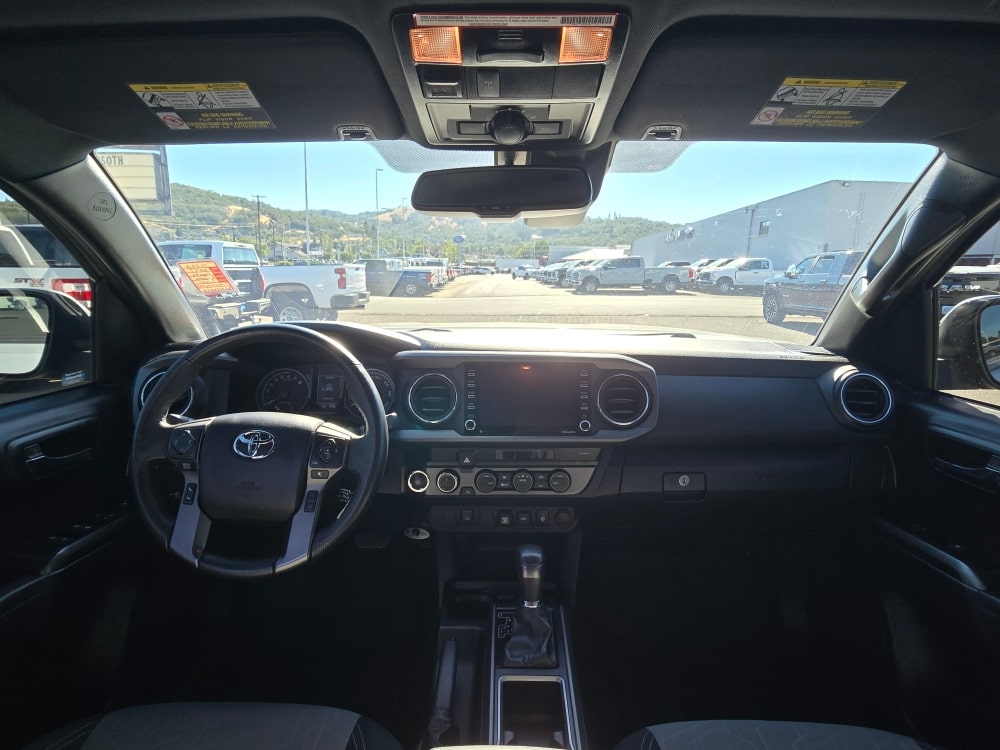 Thumbnail: 2021 Toyota Tacoma - 10