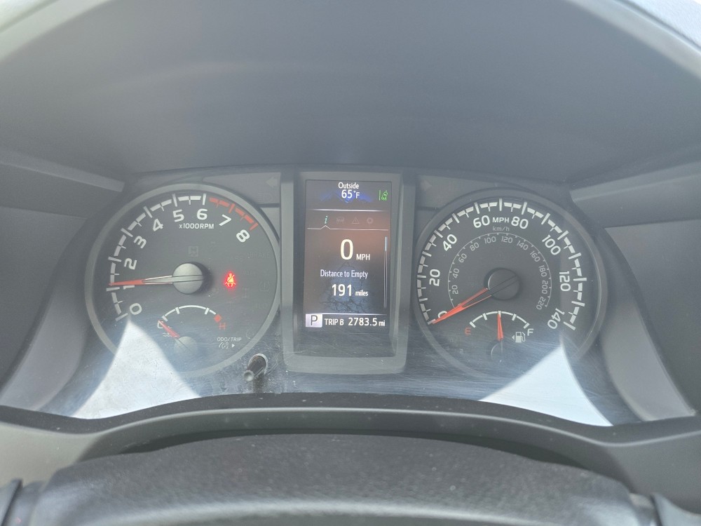 Thumbnail: 2022 Toyota Tacoma - 14
