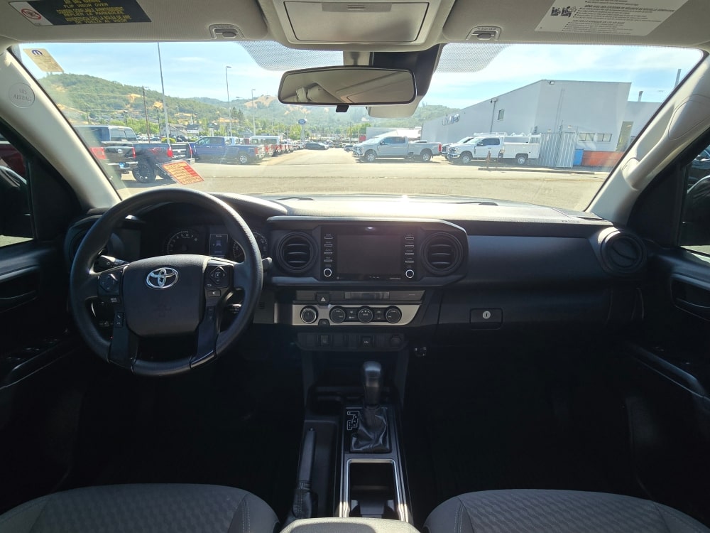 Thumbnail: 2022 Toyota Tacoma - 11